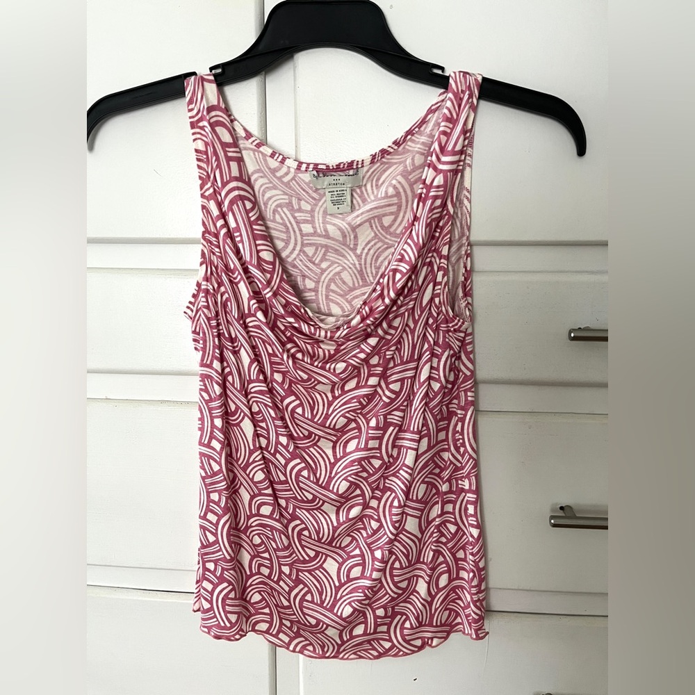 Banana Republic Pink Patterned top size medium